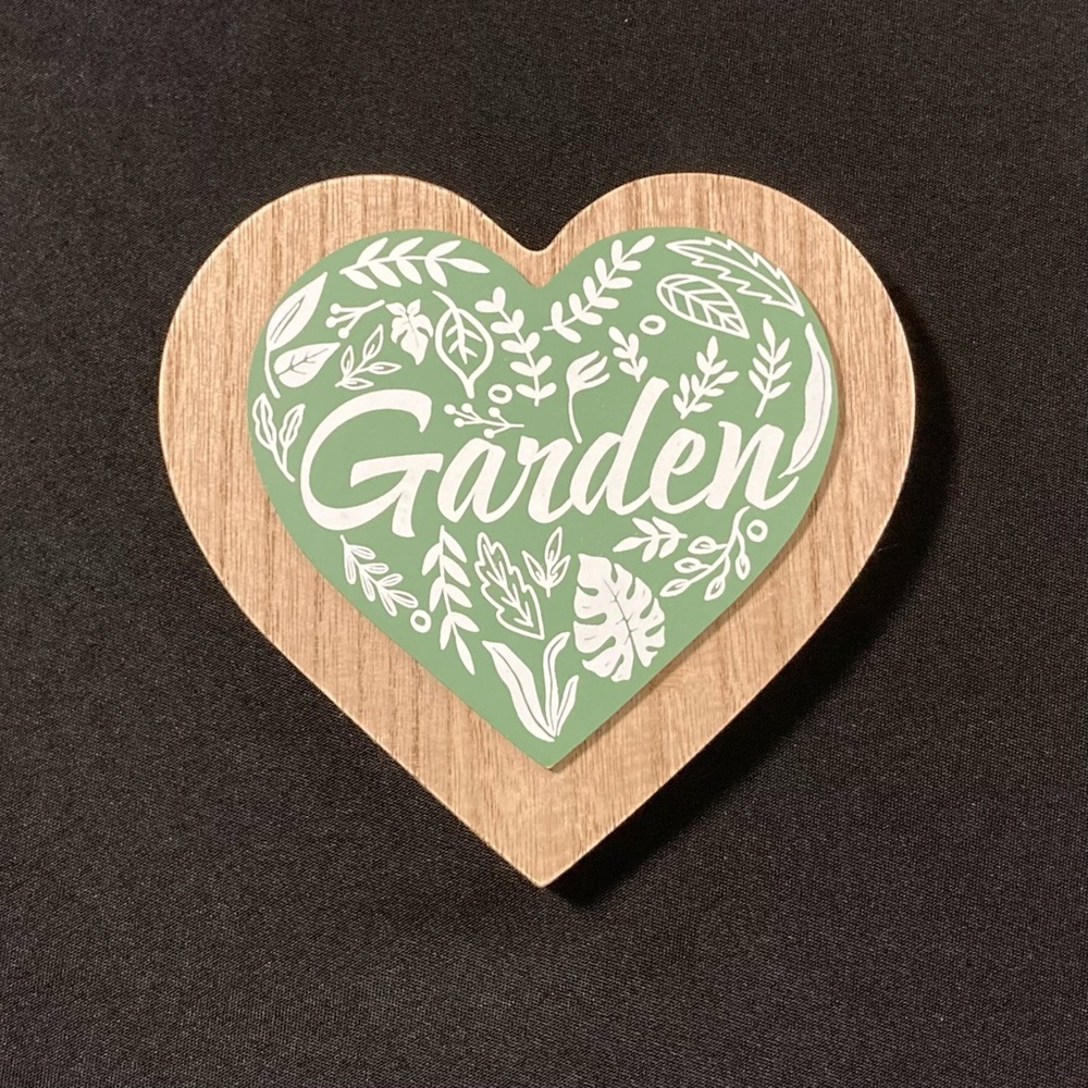 ⭐️ Garden Greenery Wooden Cork Heart Decoration
